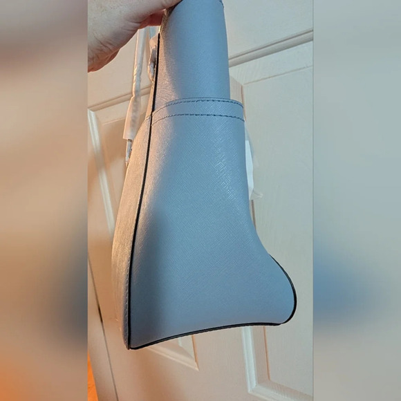 NWT Michael Kors Jet Set Large Saffiano Leather Tote Bag Pale Blue - Picture 4 of 7